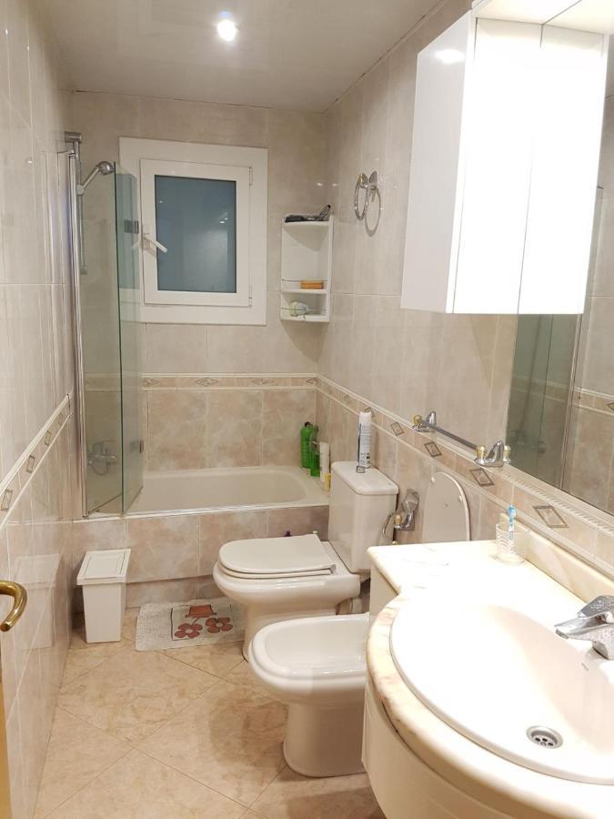 Habitacion En Piso Compartido Cerca Del Camp Nou Оспиталет-де-Льобрегат Экстерьер фото